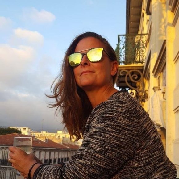 Meet the Posher Other - Meet your Posher, Carri